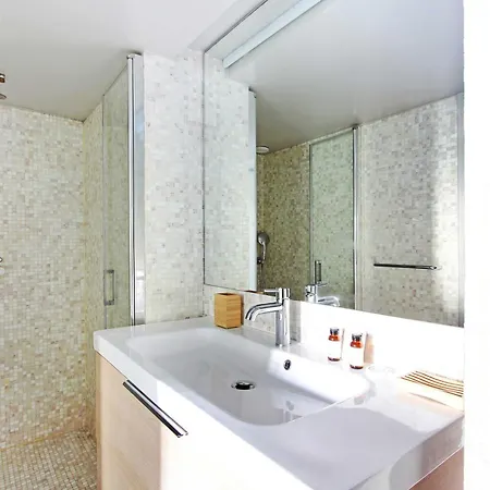 Апартаменты Magnificent - 2br- 7p - Jardin Herold