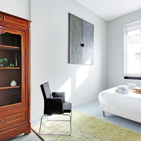 Апартаменты Magnificent - 2br- 7p - Jardin Herold *